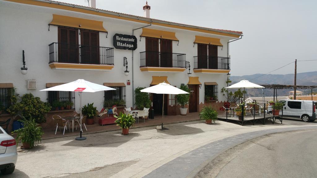 Hotel Restaurante Atalaya Комарес Экстерьер фото